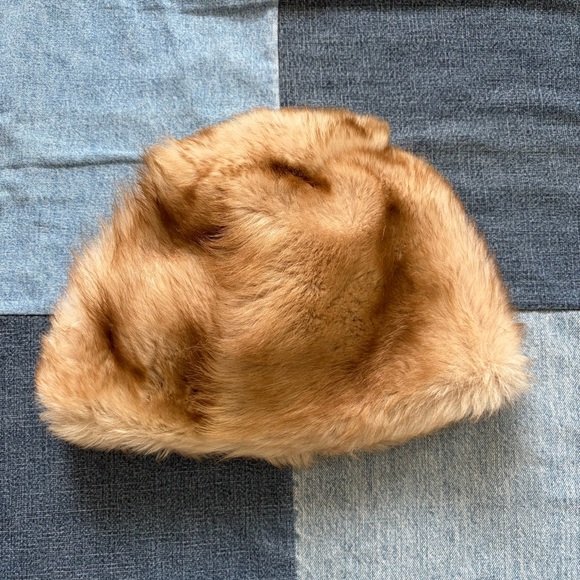 vintage faux fur hat tan pill box - Picture 2 of 8
